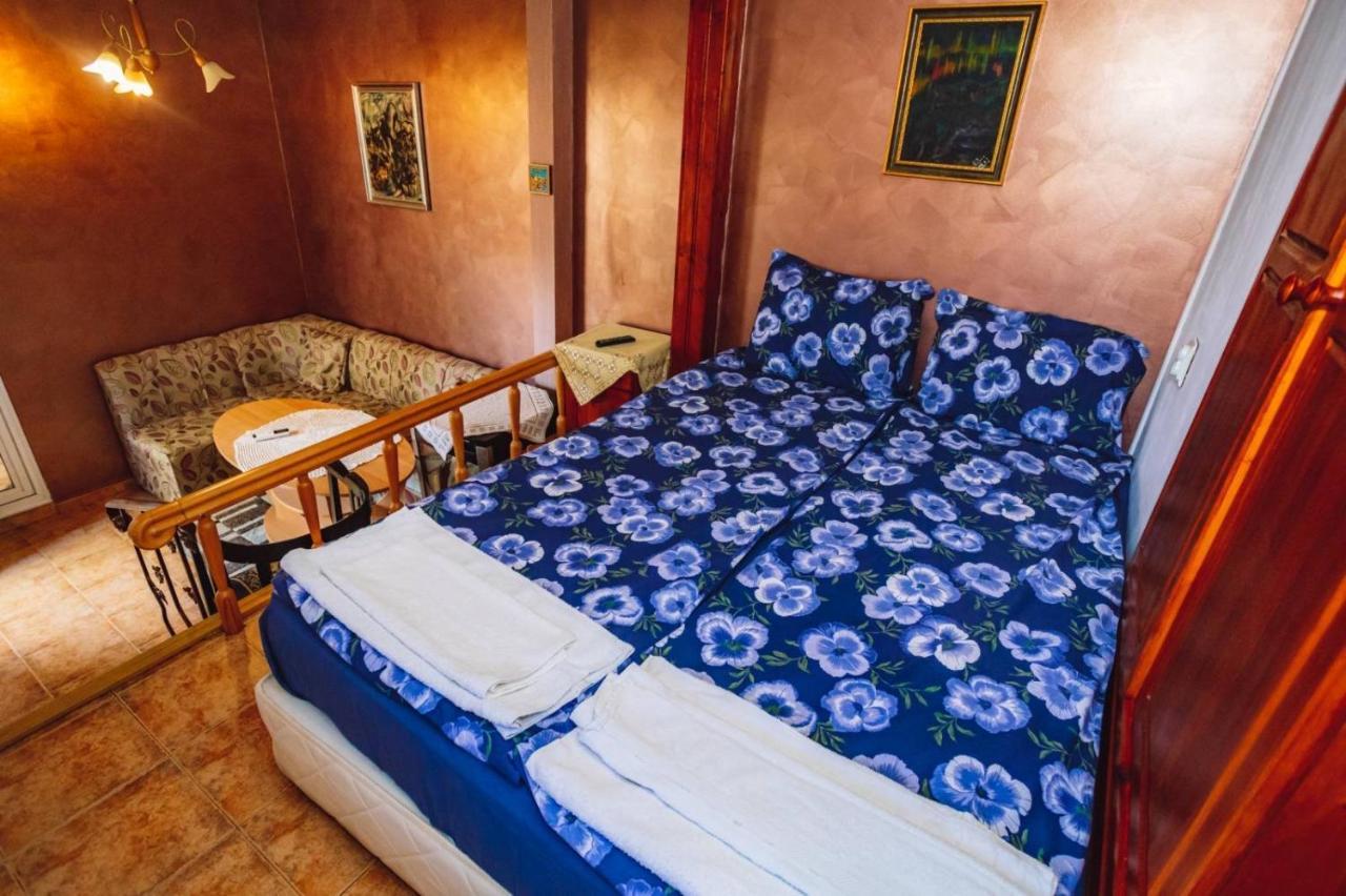 Arbat Guest Rooms Arbanasi Exterior photo