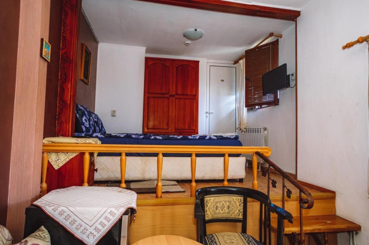 Arbat Guest Rooms Arbanasi Exterior photo
